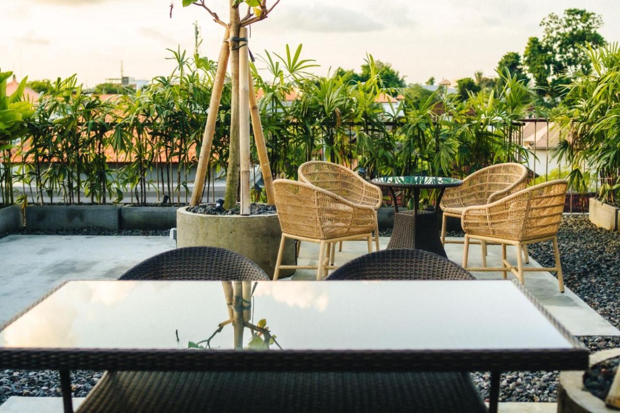 Hotel Tanaga Coliving à Seminyak Extérieur photo