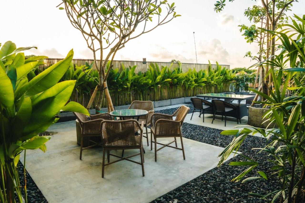 Hotel Tanaga Coliving à Seminyak Extérieur photo