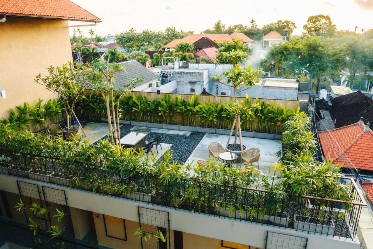 Hotel Tanaga Coliving à Seminyak Extérieur photo