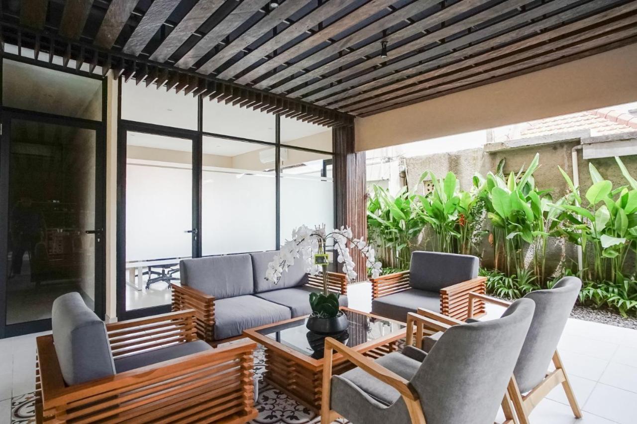 Hotel Tanaga Coliving à Seminyak Extérieur photo