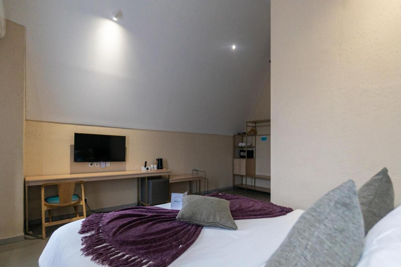 Hotel Tanaga Coliving à Seminyak Extérieur photo
