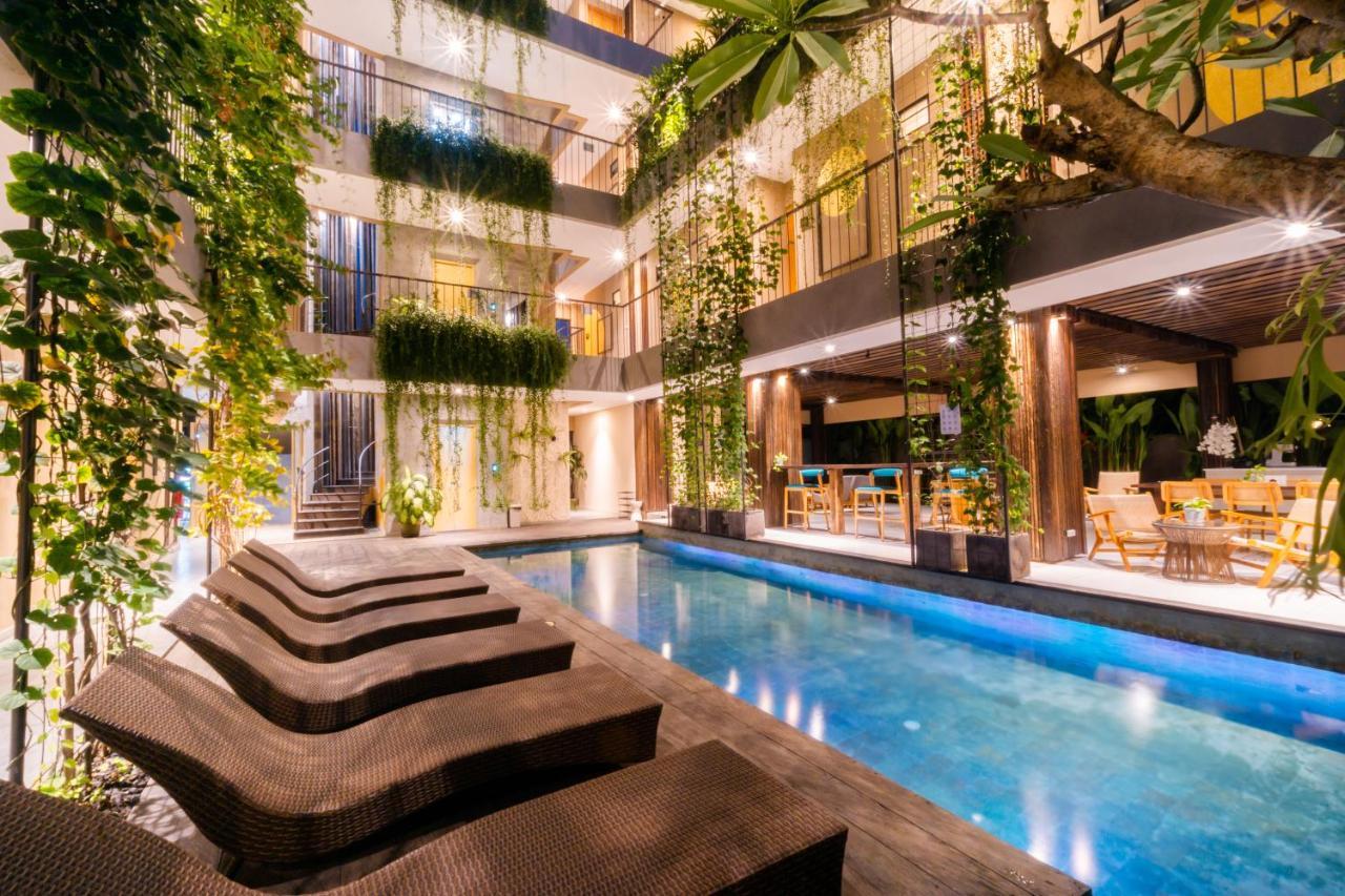 Hotel Tanaga Coliving à Seminyak Extérieur photo