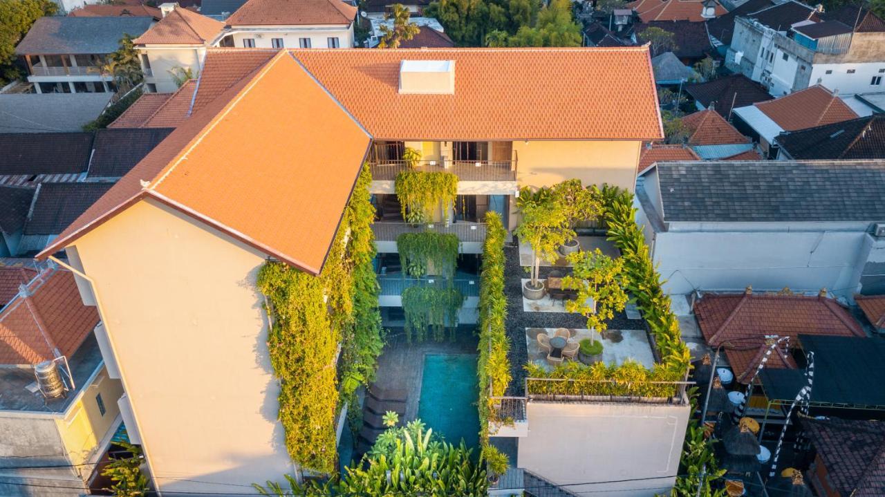 Hotel Tanaga Coliving à Seminyak Extérieur photo