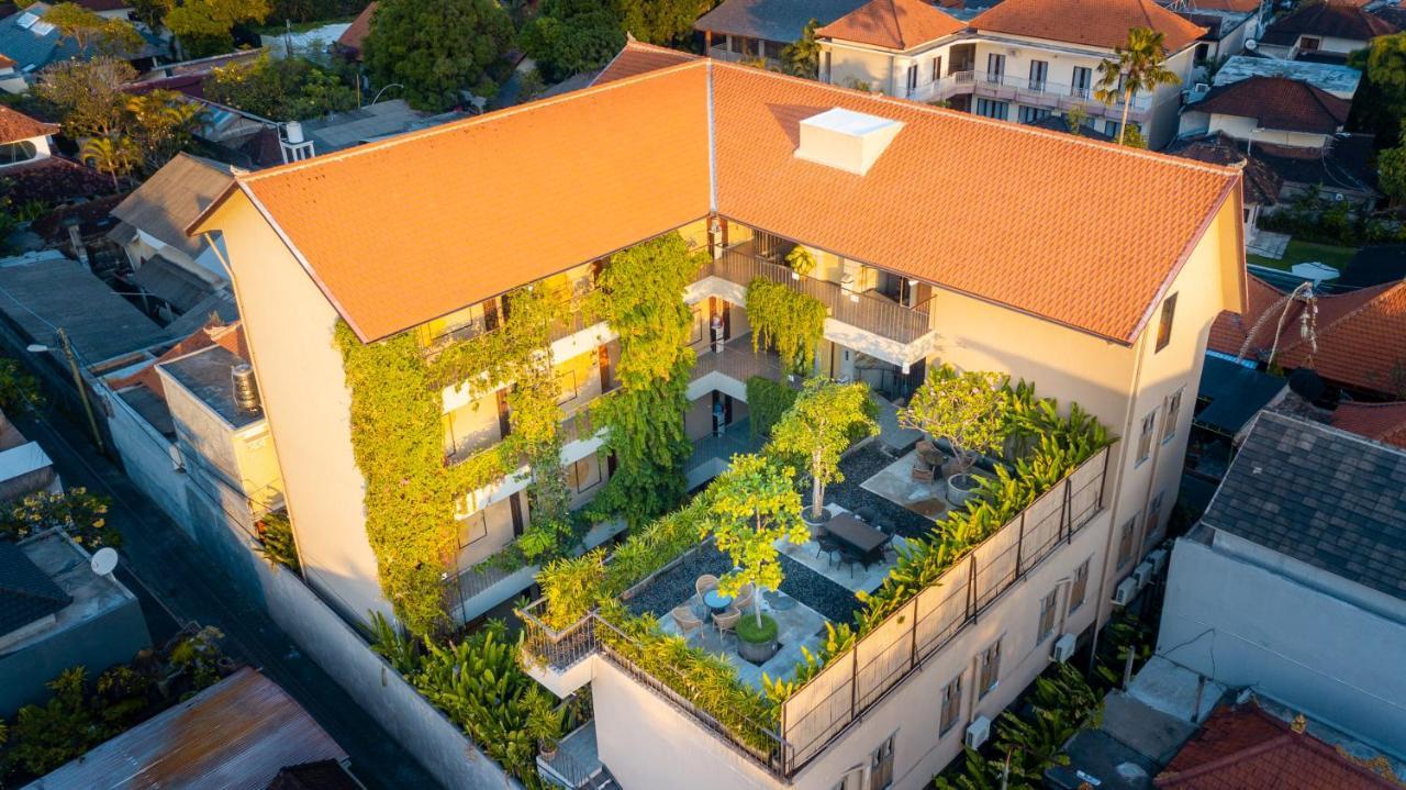 Hotel Tanaga Coliving à Seminyak Extérieur photo